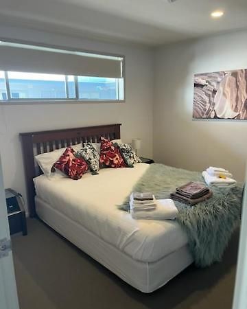 Apartment By The Marina Уитианга Екстериор снимка